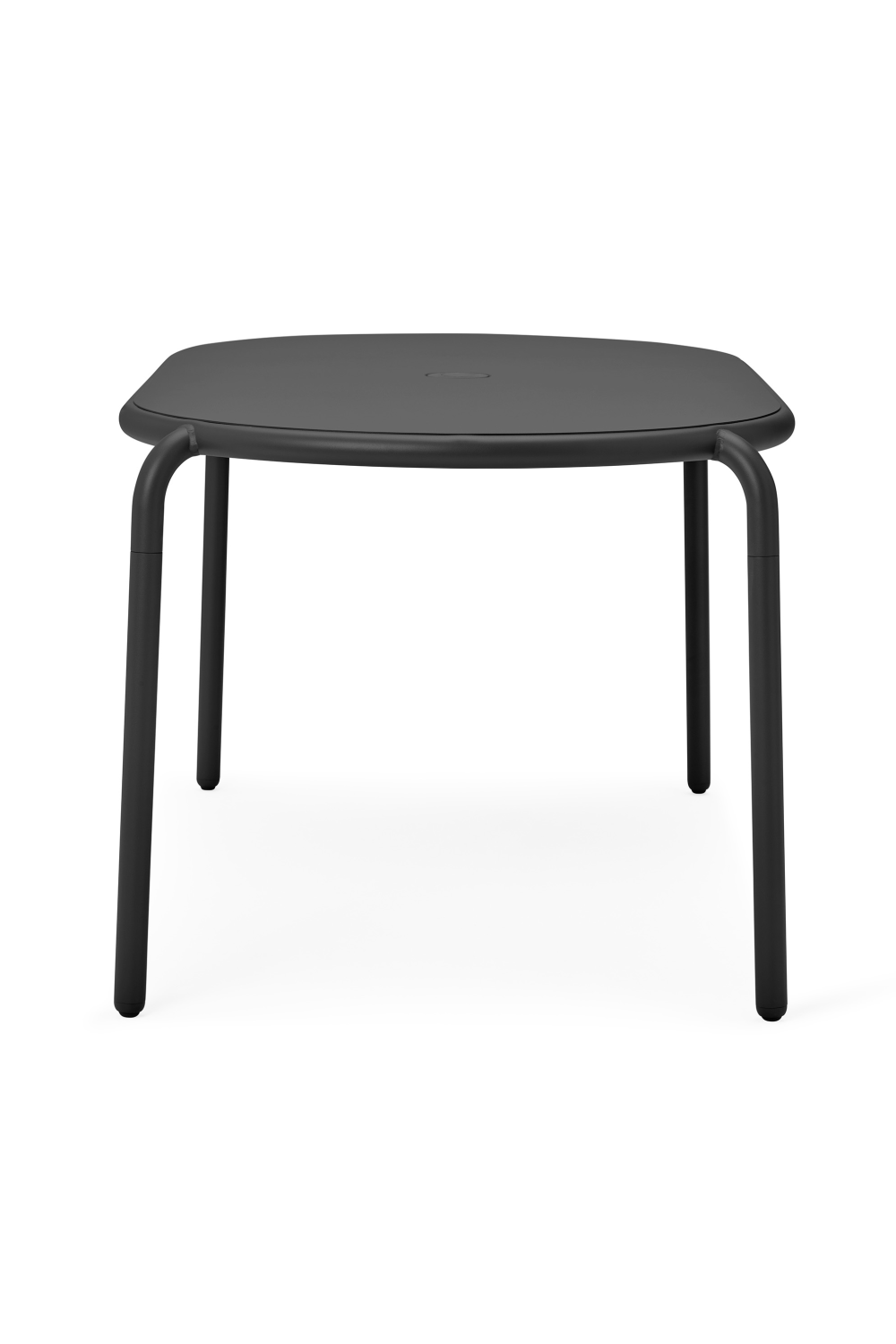   Contemporary Outdoor Dining Table | Oroa.com
