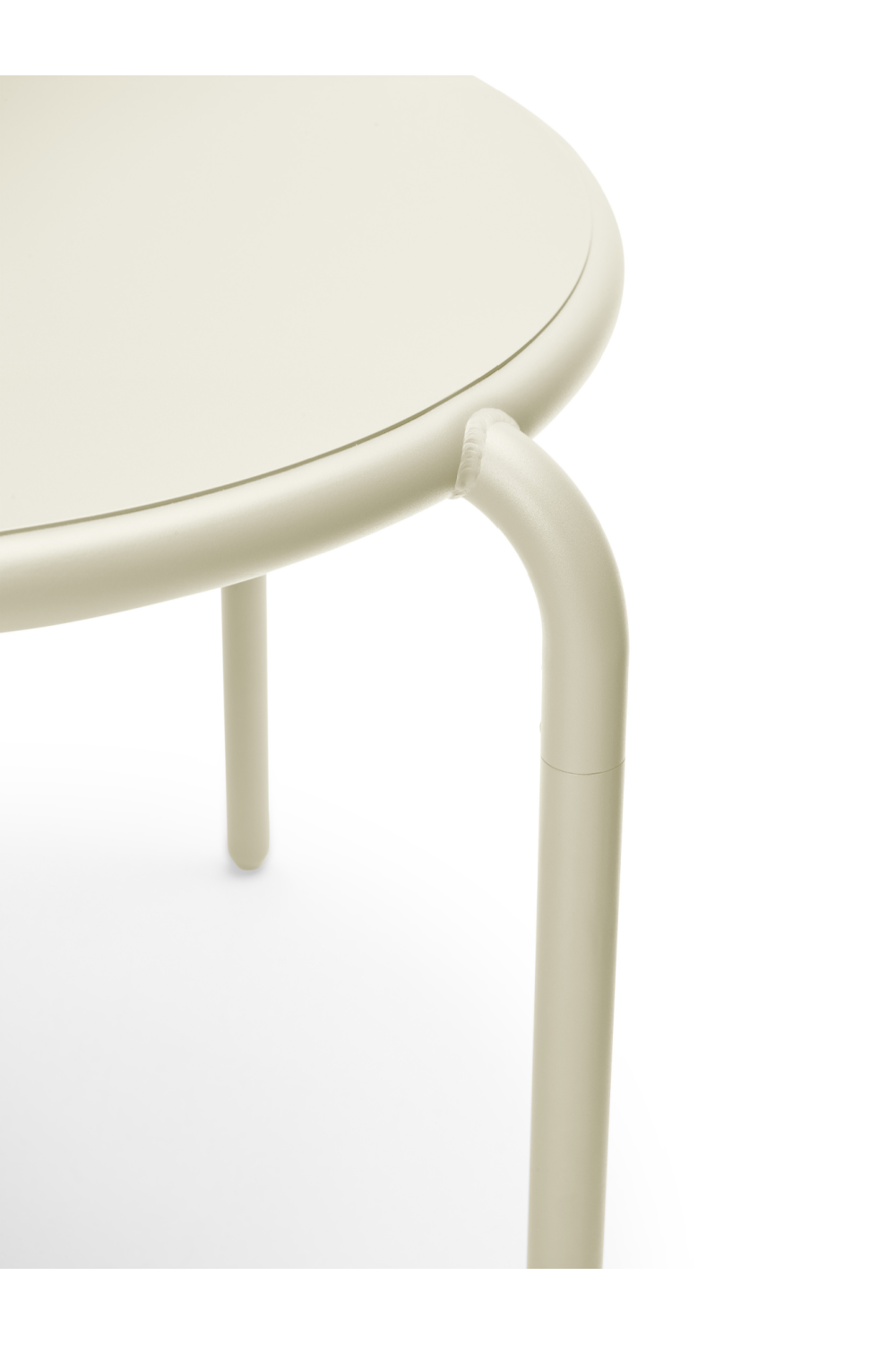   Contemporary Outdoor Dining Table | Oroa.com