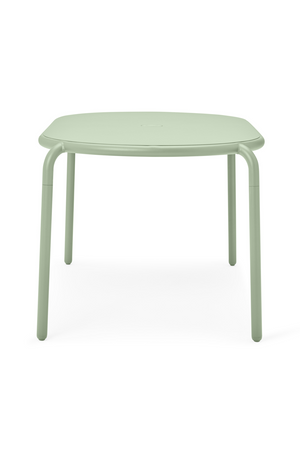   Contemporary Outdoor Dining Table | Oroa.com