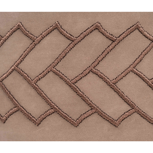   Round Embroidered Leather Box | Oroa.com