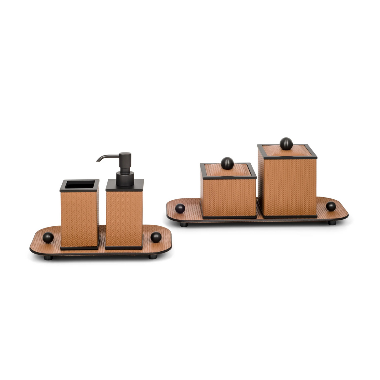  Square Leather Cotton Pad Holder | Oroa.com