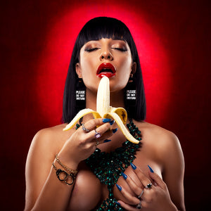   Sensual Feminine Portrait Photographic Art | Oroa.com