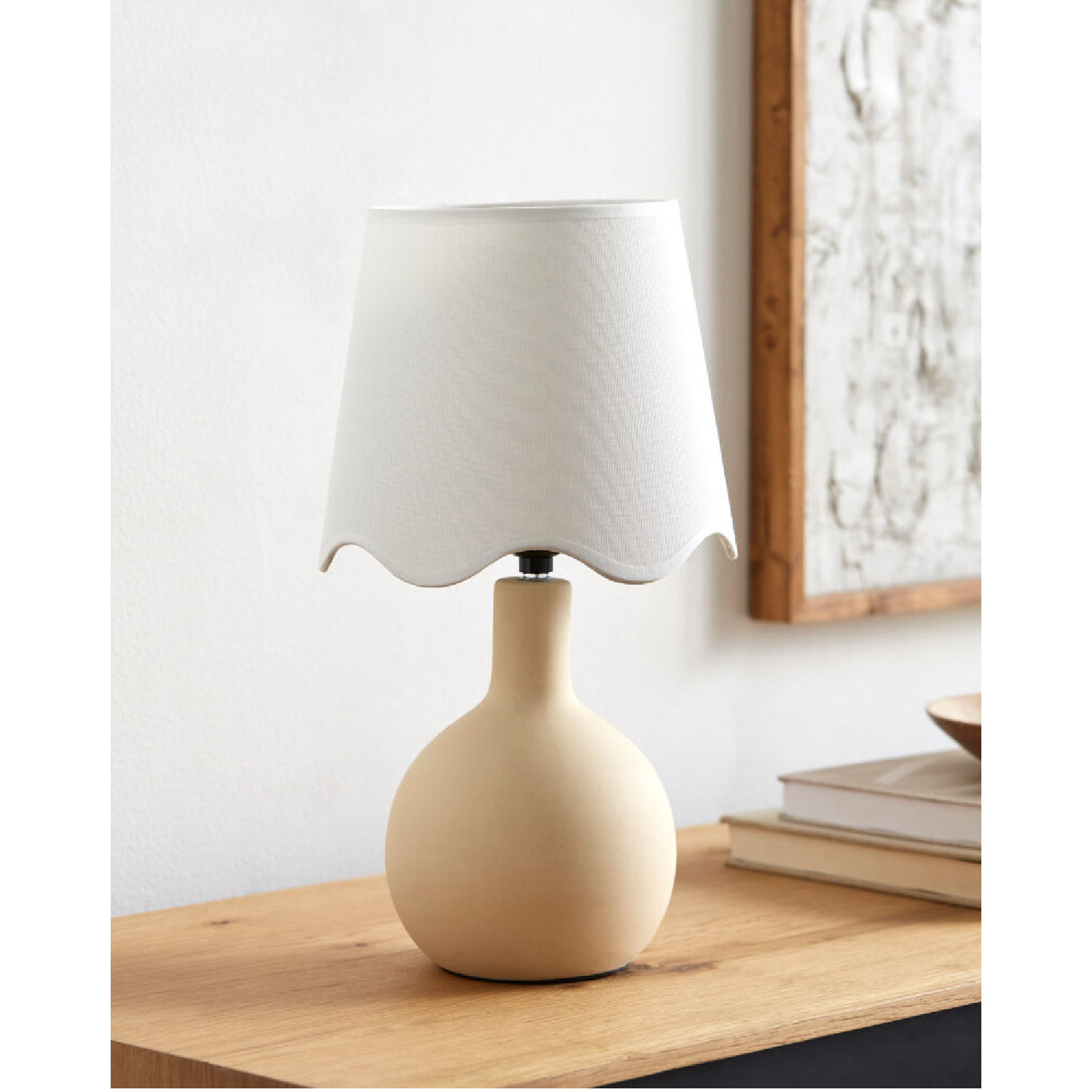   Modern European furniture - Wavy-Edge Rattan Ceramic Table Lamp - www.oroa.com | Oroa.com