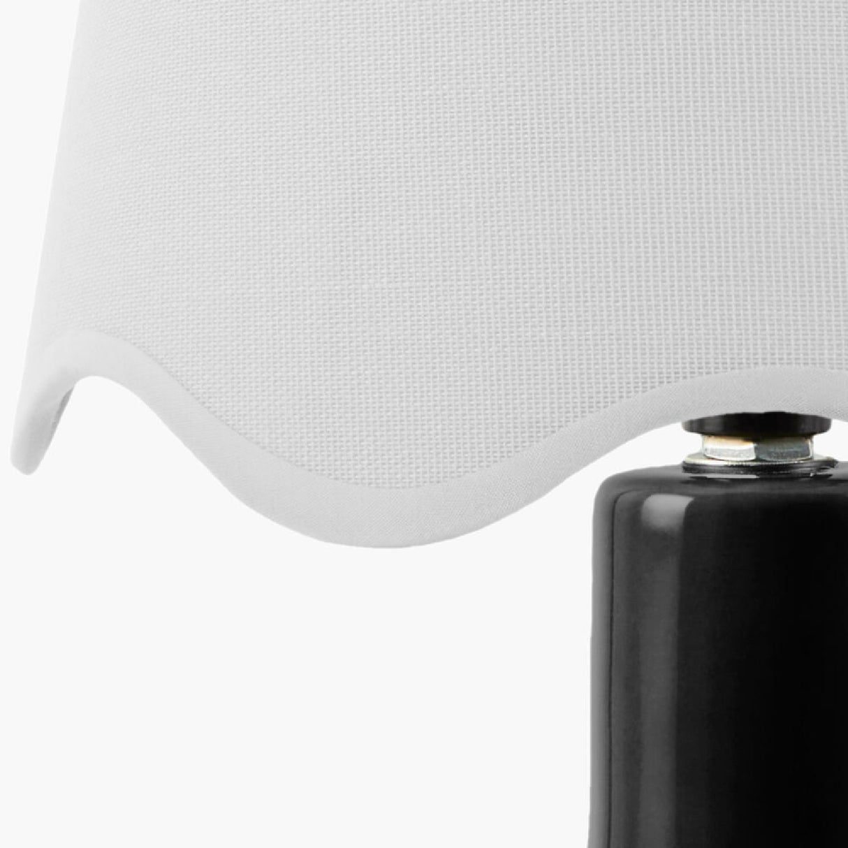   Modern European furniture - Wavy-Edge Rattan Ceramic Table Lamp - www.oroa.com | Oroa.com