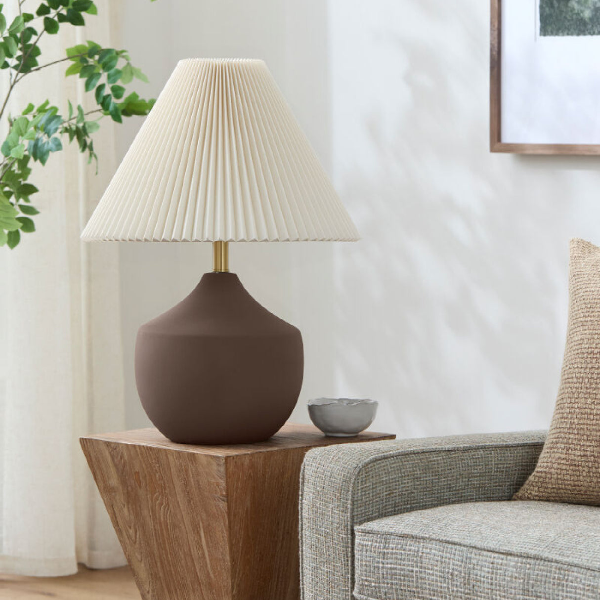   Modern European furniture - Ceramic Beige Linen Table Lamp - www.oroa.com | Oroa.com