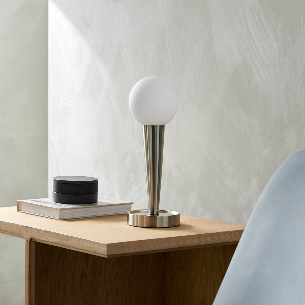   Modern European furniture -  Conical Metal Accent Table Lamp - www.oroa.com | Oroa.com