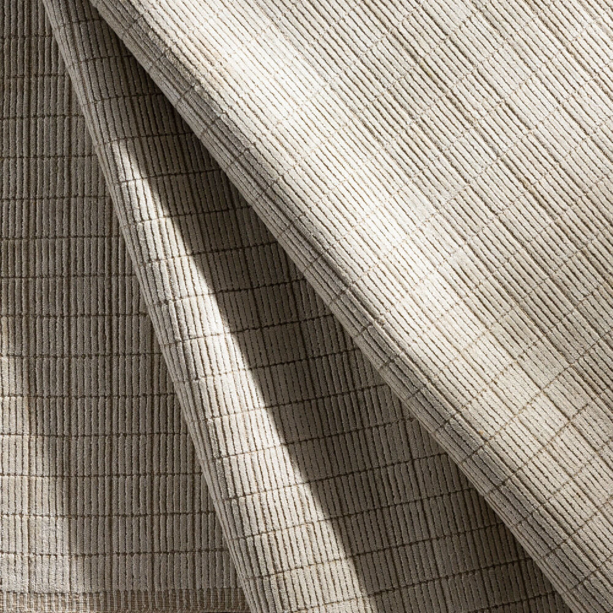   Modern furniture - Hand-Loomed Square Pattern Carpet - www.oroa.com | Oroa.com