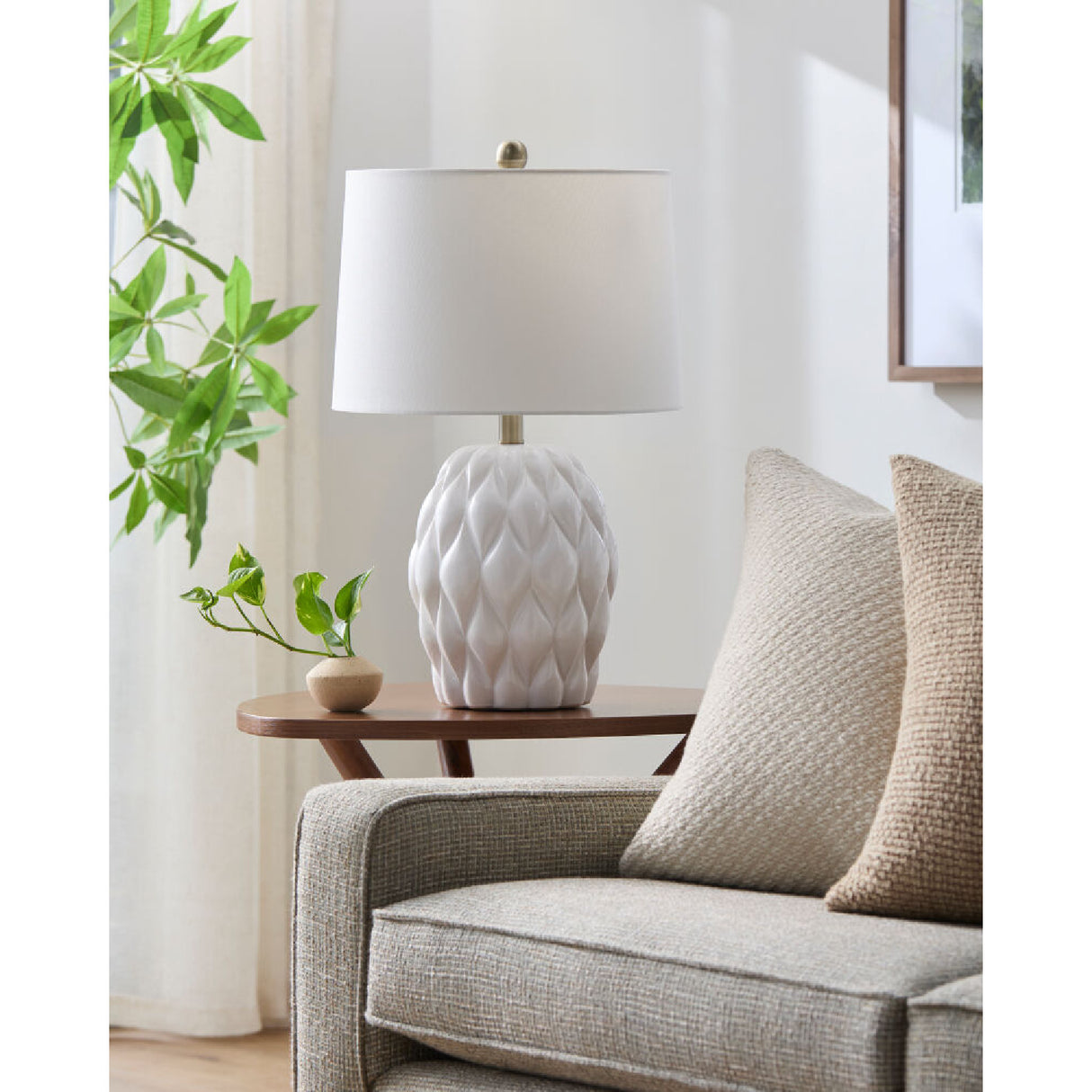  Modern European furniture - Reliefed Ceramic Accent Table Lamp - www.oroa.com | Oroa.com