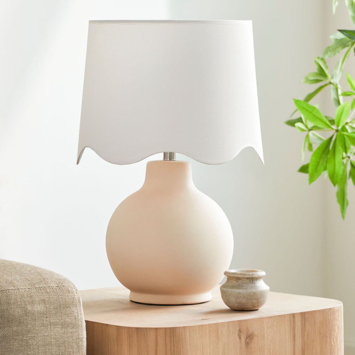   Modern European furniture - Wavy Edge Accent Table Lamp - www.oroa.com | Oroa.com