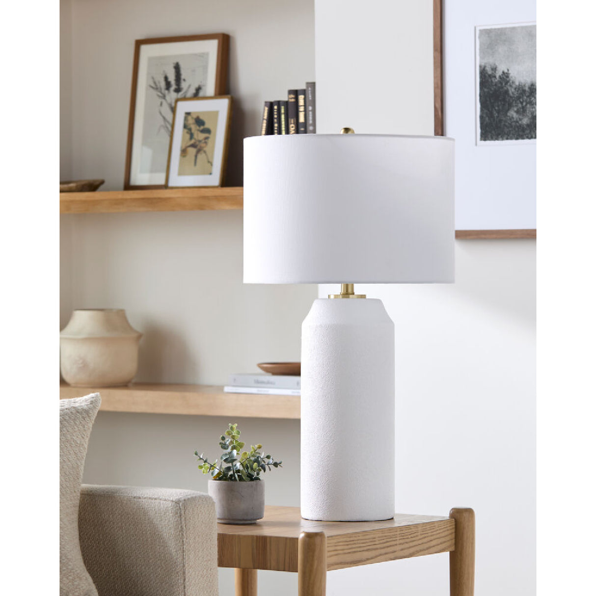   Modern European furniture - Minimalist Ceramic Accent Table Lamp - www.oroa.com | Oroa.com