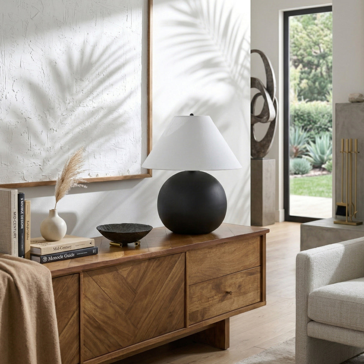   Modern European furniture - Black Round Ceramic Table Lamp - www.oroa.com | Oroa.com