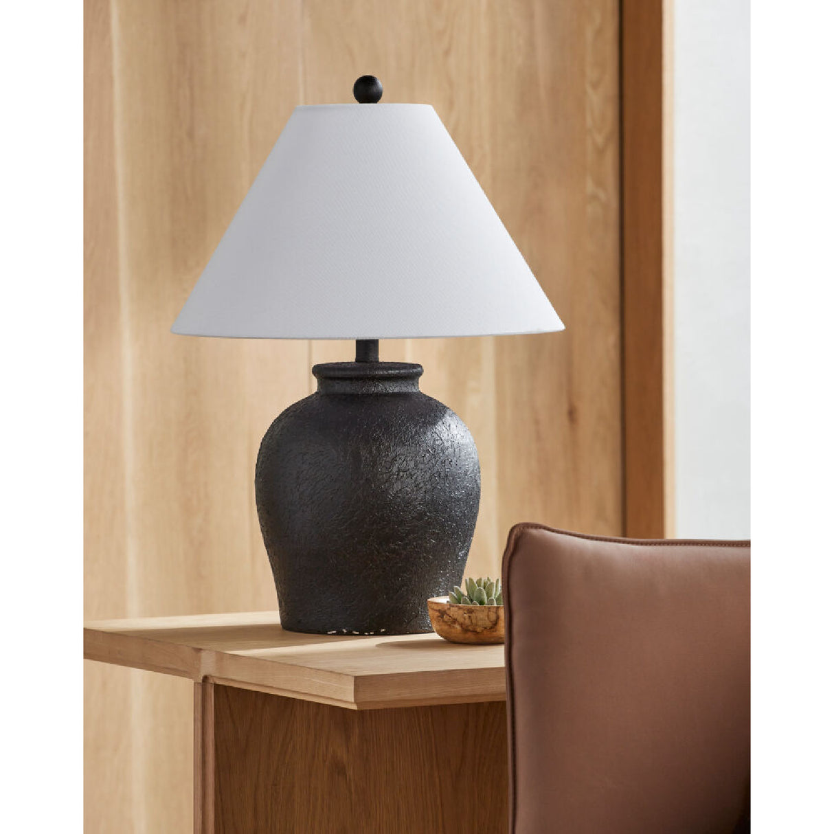   Modern European furniture - Ceramic White Linen Table Lamp - www.oroa.com | Oroa.com