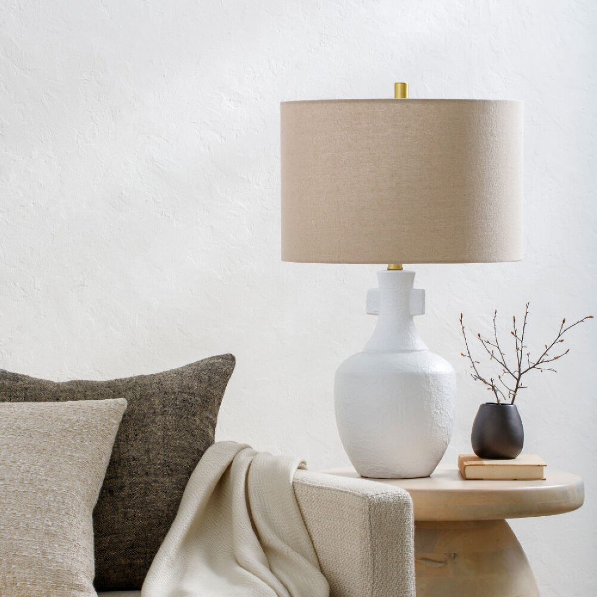   Modern European furniture - White Ceramic Accent Table Lamp - www.oroa.com | Oroa.com