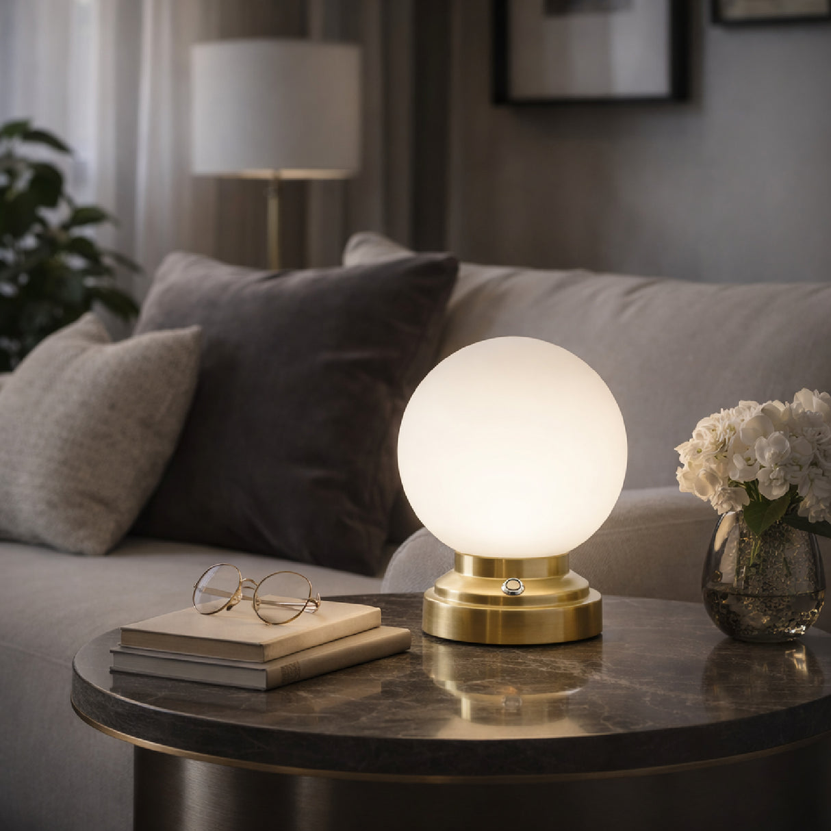   Modern European furniture - White Glass Globe Table Lamp - www.oroa.com | Oroa.com