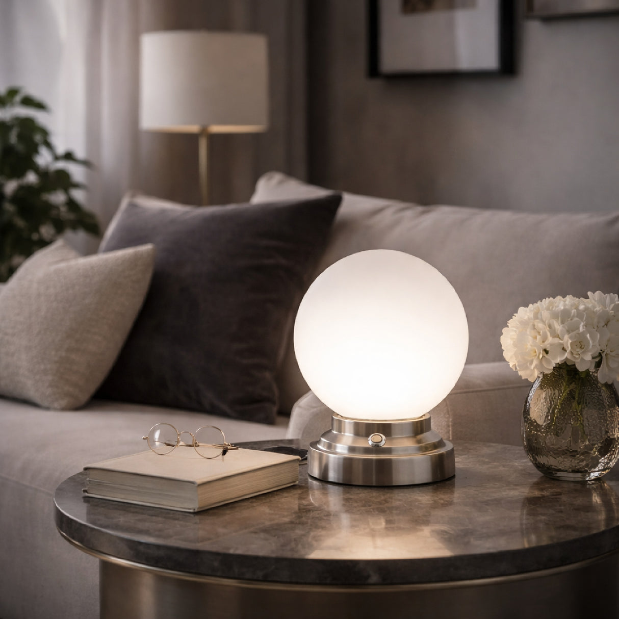   Modern European furniture - White Glass Globe Table Lamp - www.oroa.com | Oroa.com