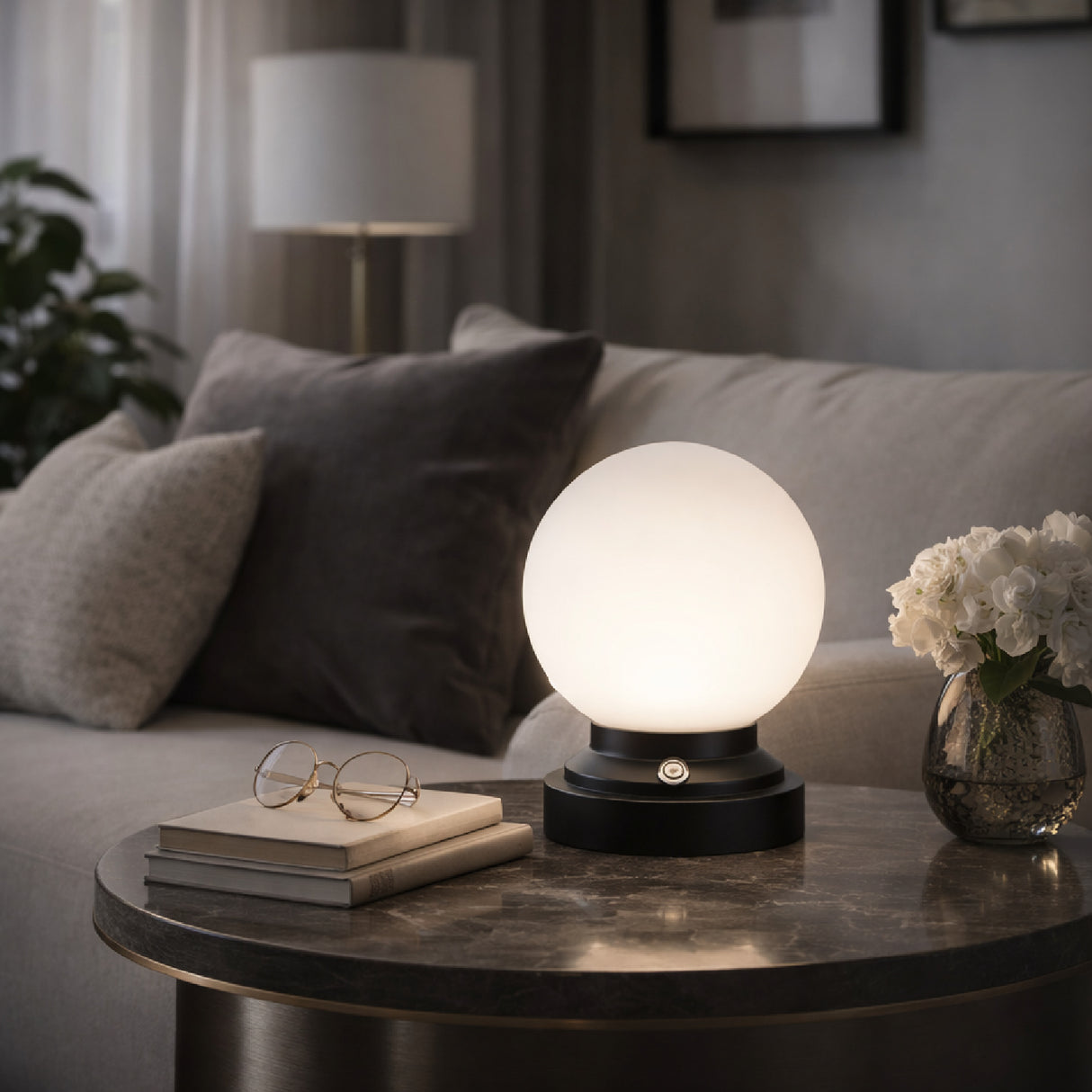   Modern European furniture - White Glass Globe Table Lamp - www.oroa.com | Oroa.com