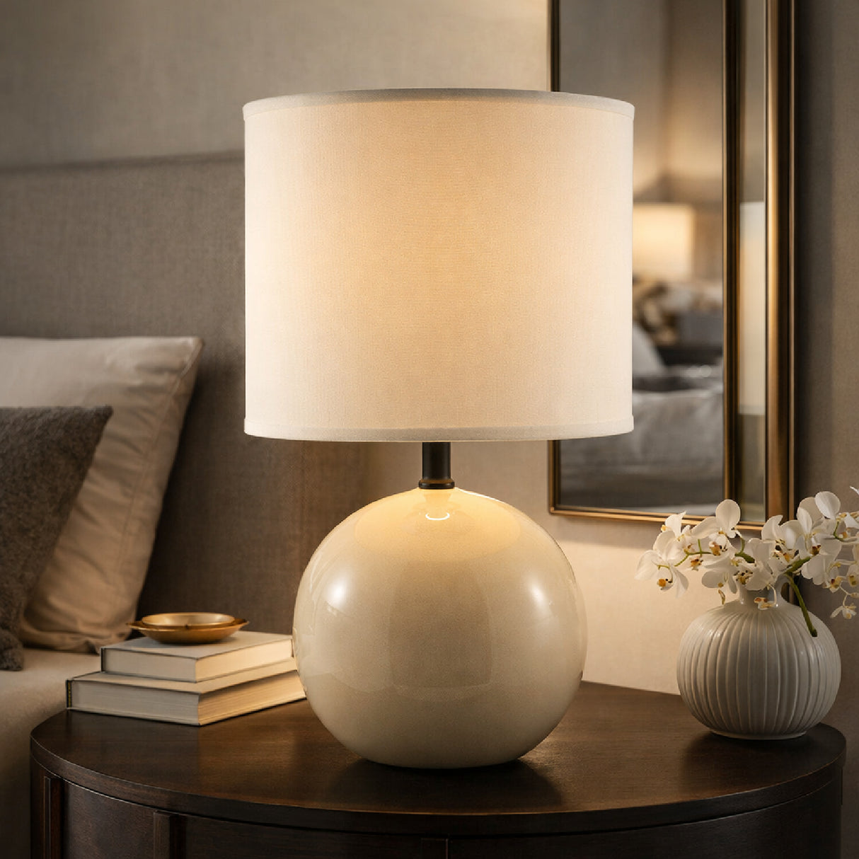   Modern European furniture - Round Ceramic Accent Table Lamp - www.oroa.com | Oroa.com