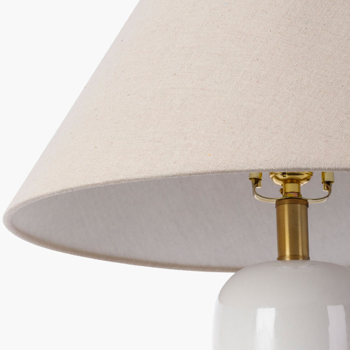   Modern European furniture - White Ceramic Accent Table Lamp - www.oroa.com | Oroa.com