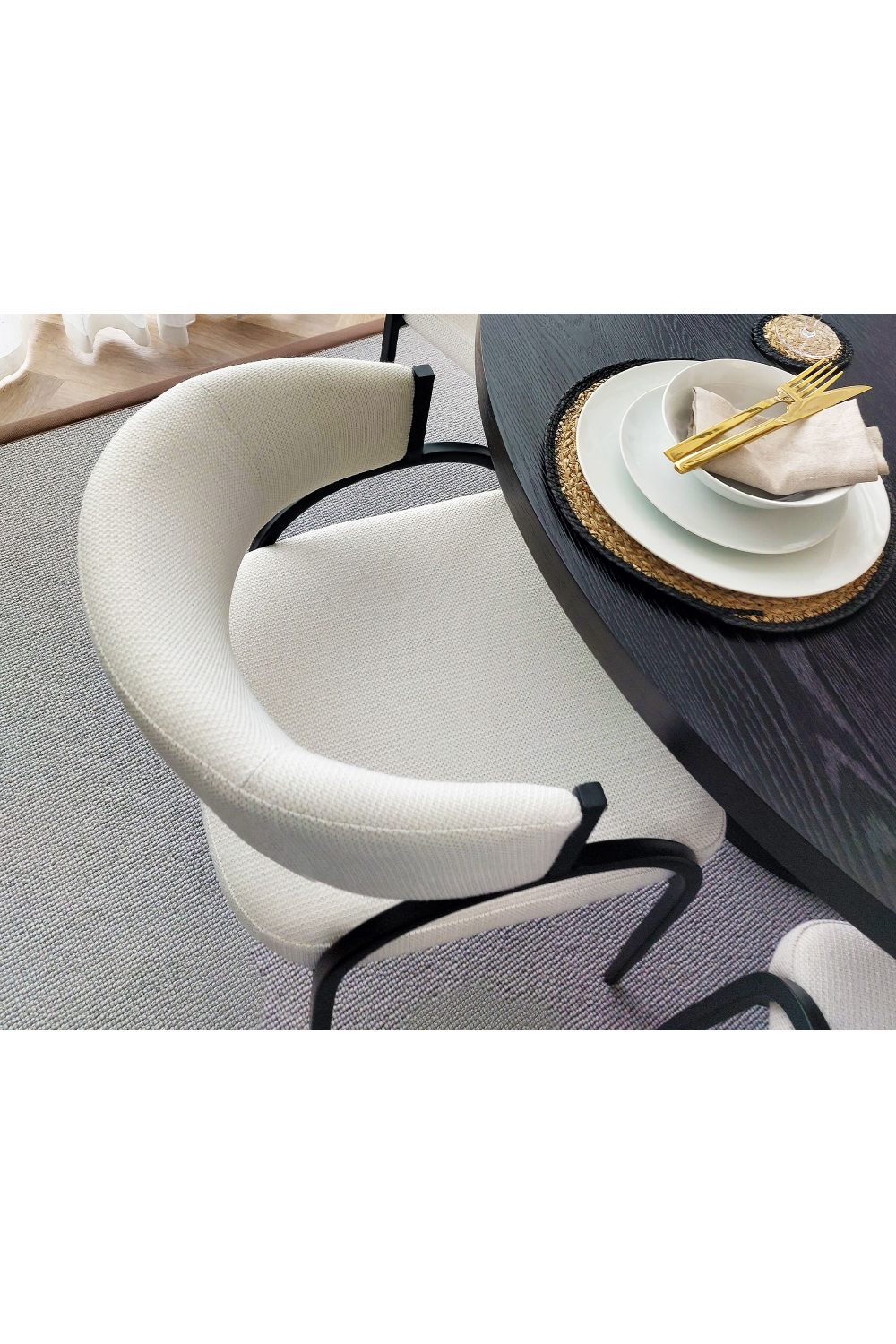   Modern Upholstered Dining Chair | Oroa.com