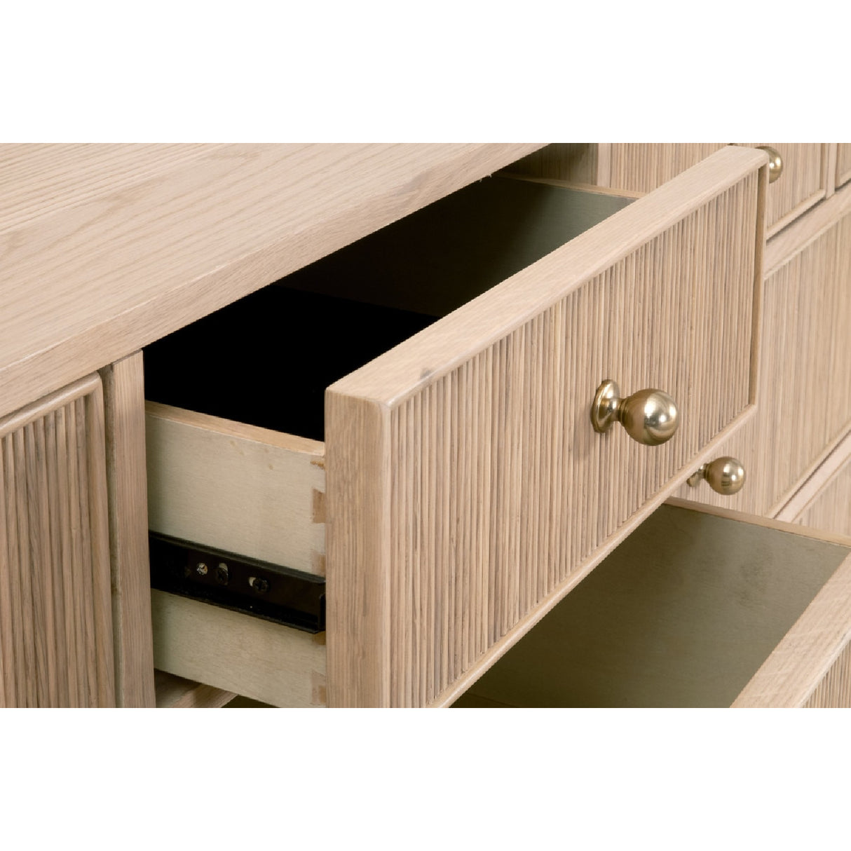   8-Drawer Oak Double Dresser | Oroa.com