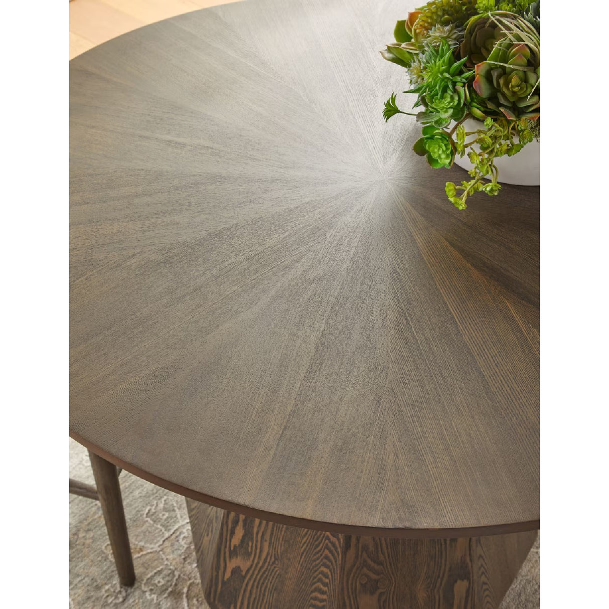   Round Wooden Dining Table | Oroa.com