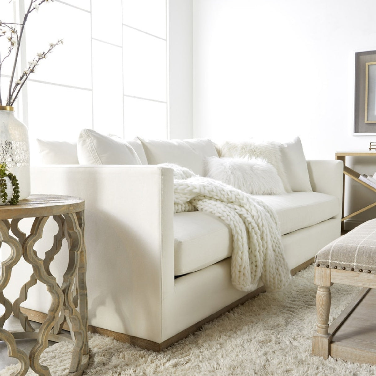  Modern European furniture - White Fabric Sofa - www.oroa.com | Oroa.com