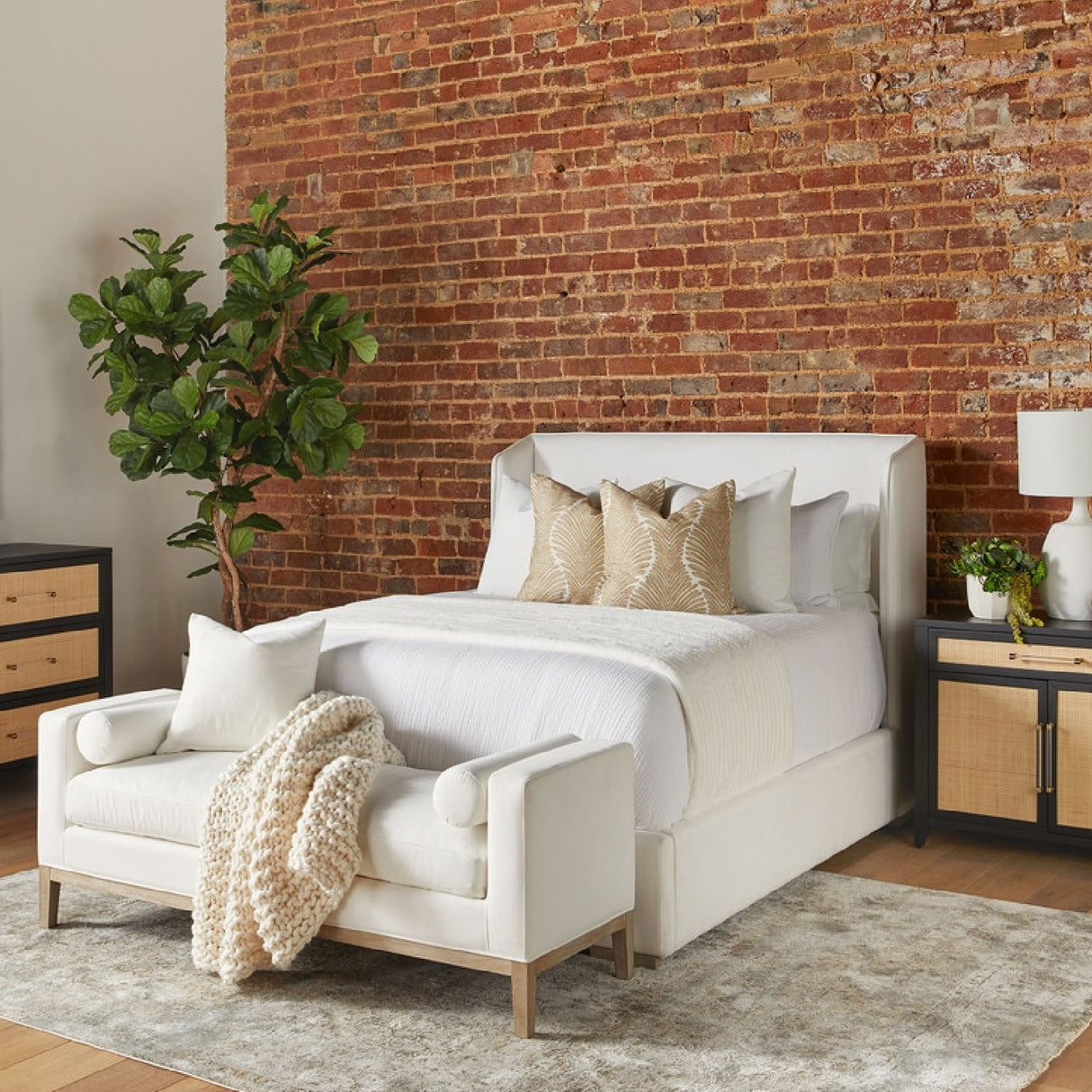   Modern European furniture - White Upholstered Bench - www.oroa.com | Oroa.com