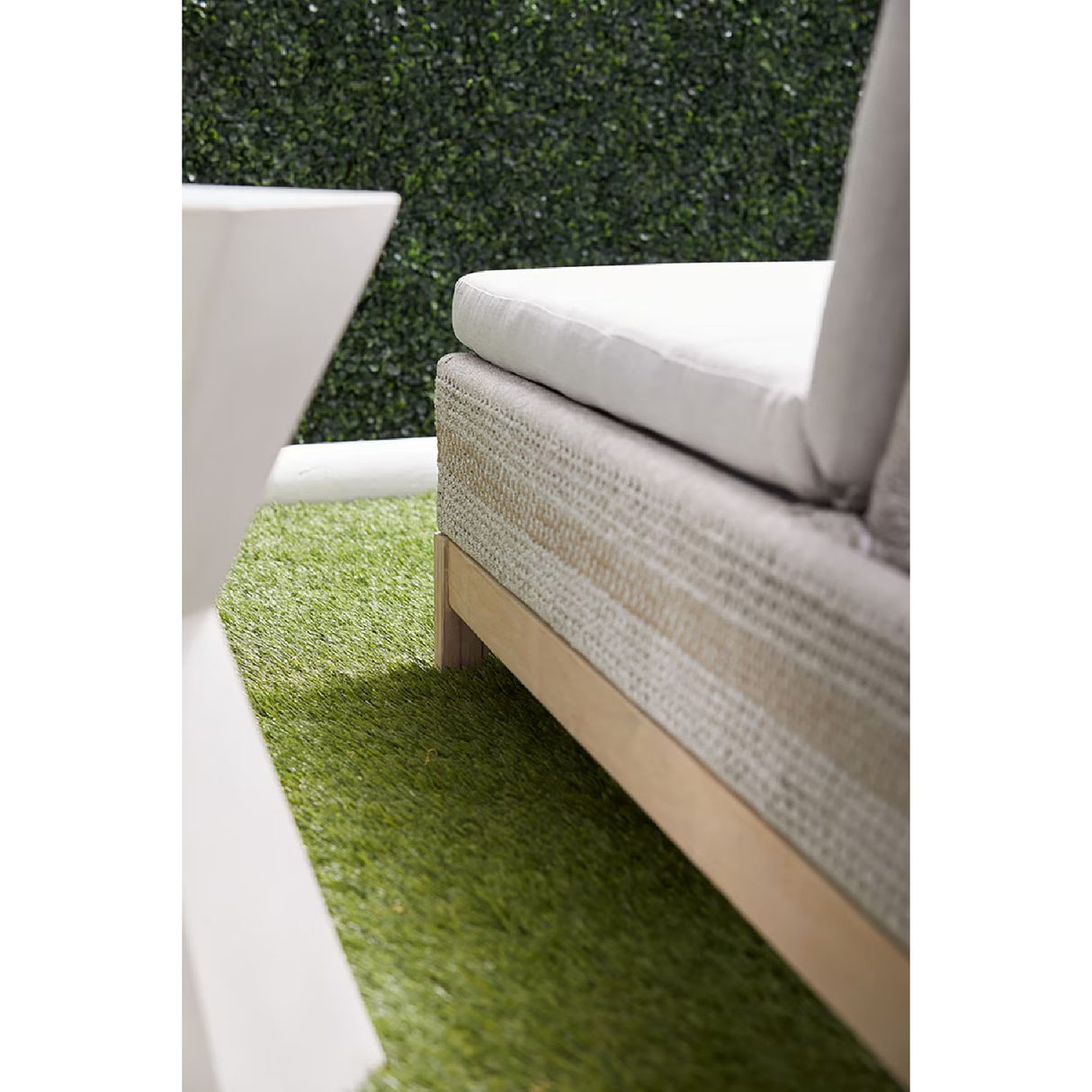  Taupe Stripes Outdoor Chaise Lounge | Oroa.com
