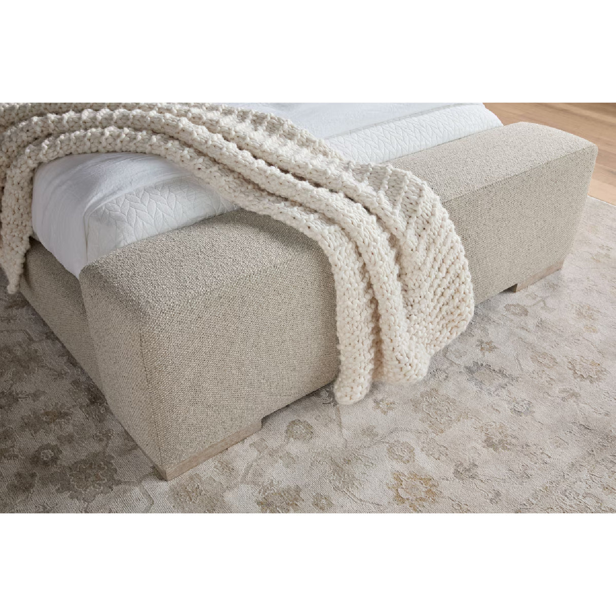   Modern European furniture - Minimalist Upholstered Bed - www.oroa.com | Oroa.com