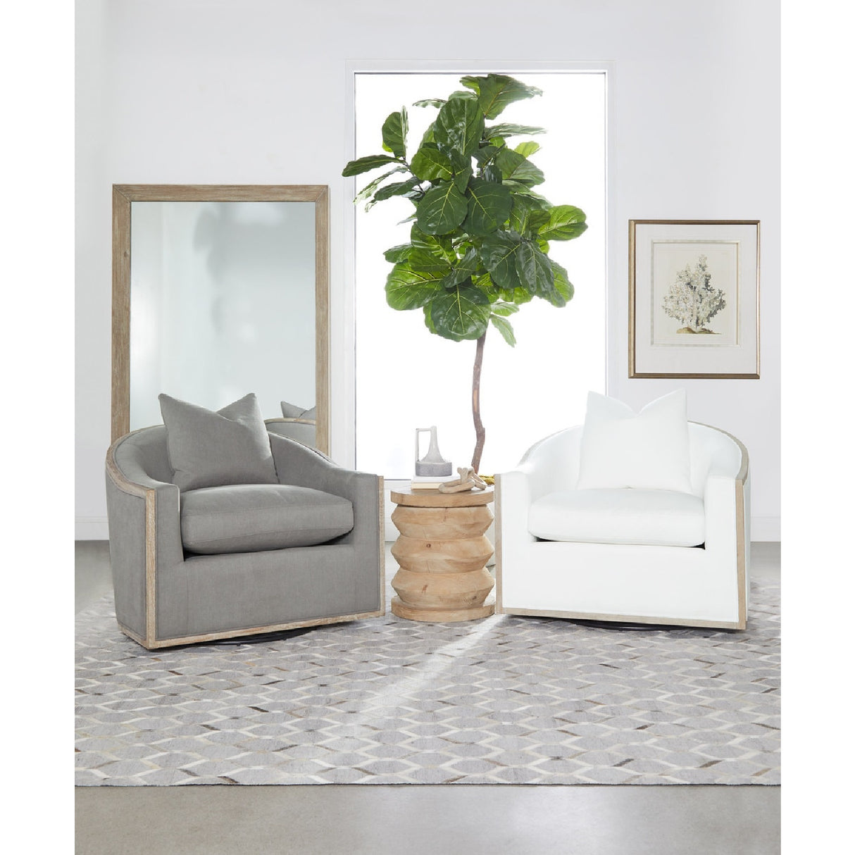   Pine Wood Cylindrical Accent Table | Oroa.com