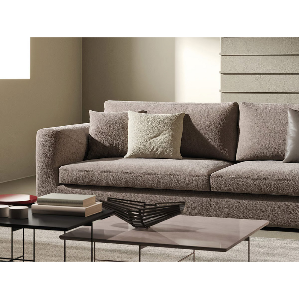   Modern Minimalist Upholstered Sofa | Oroa.com