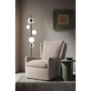   Modern Winged Lounge Chair | Oroa.com