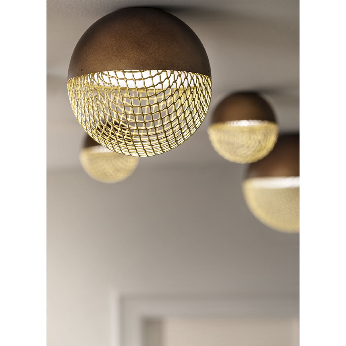   Metal Mesh Sphere Ceiling Lamp | Oroa.com