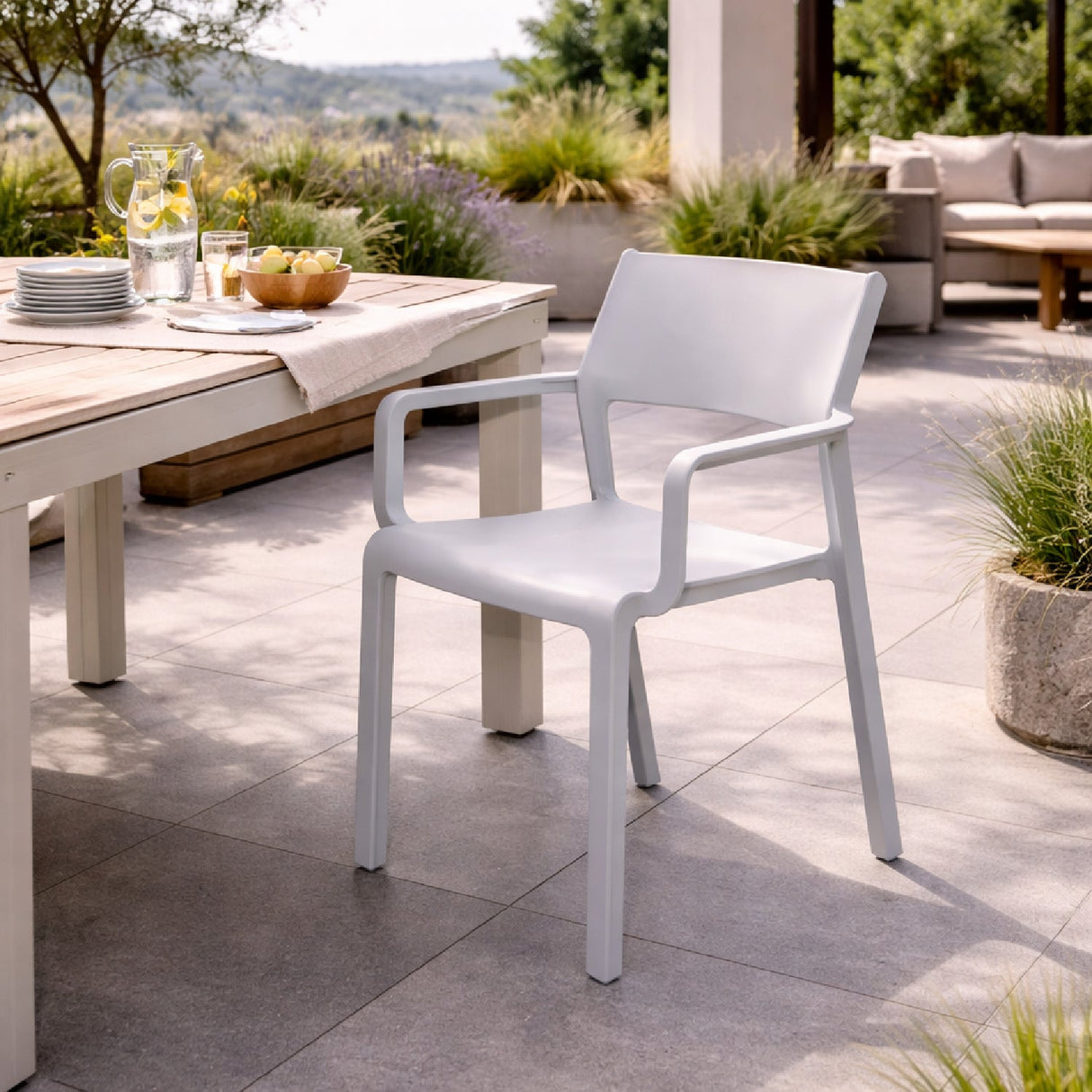   Open-back Outdoor Dining Armchair | Oroa.com