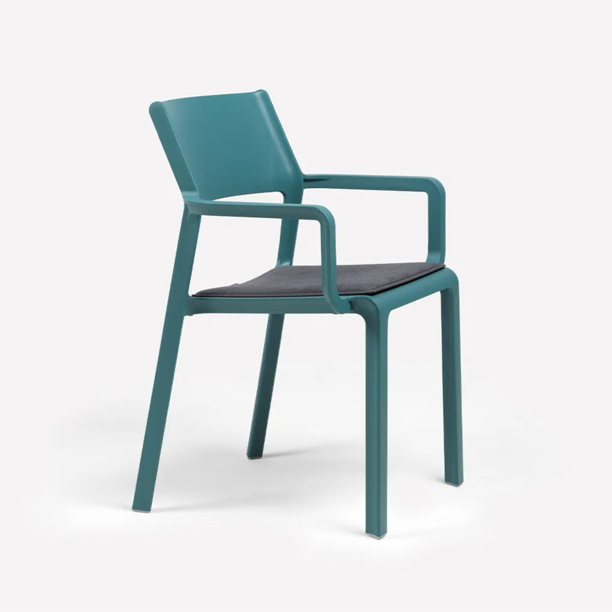   Open-back Outdoor Dining Armchair | Oroa.com