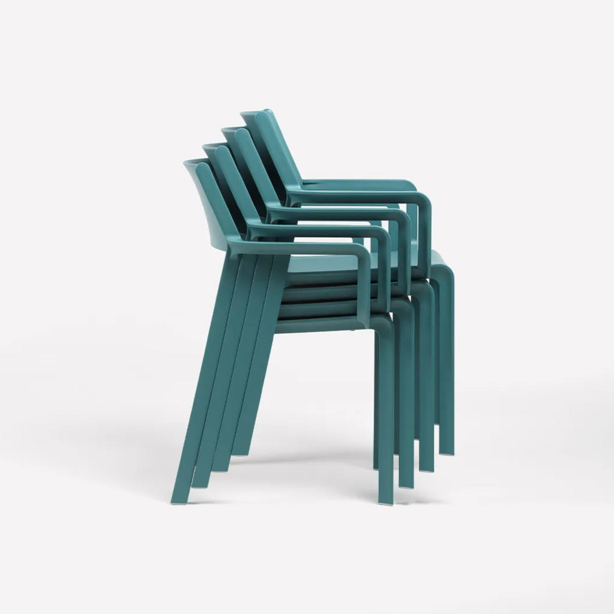  Open-back Outdoor Dining Armchair | Oroa.com