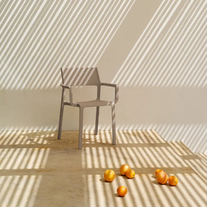   Open-back Outdoor Dining Armchair | Oroa.com