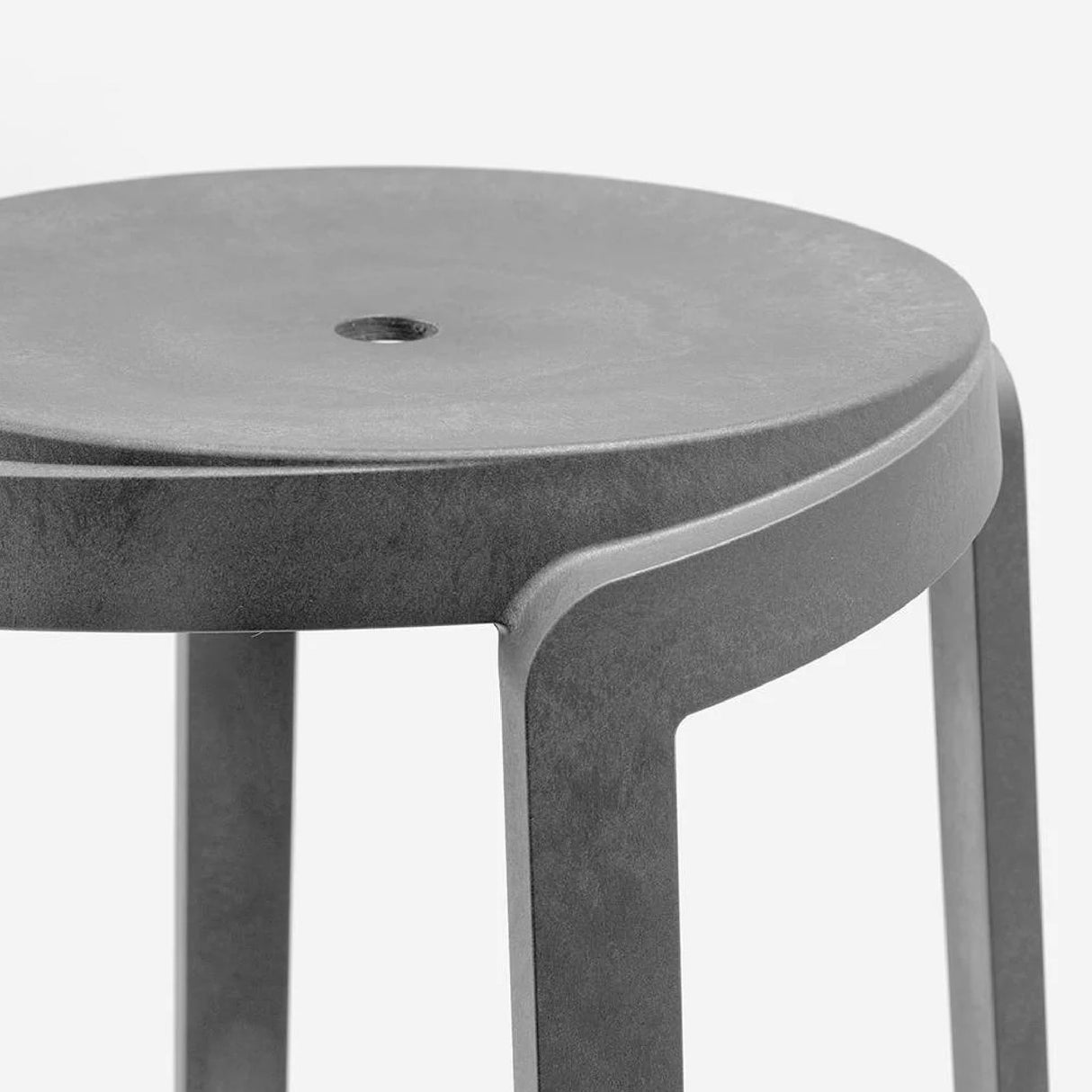   Regenerated Fiberglass Outdoor High Stool | Oroa.com