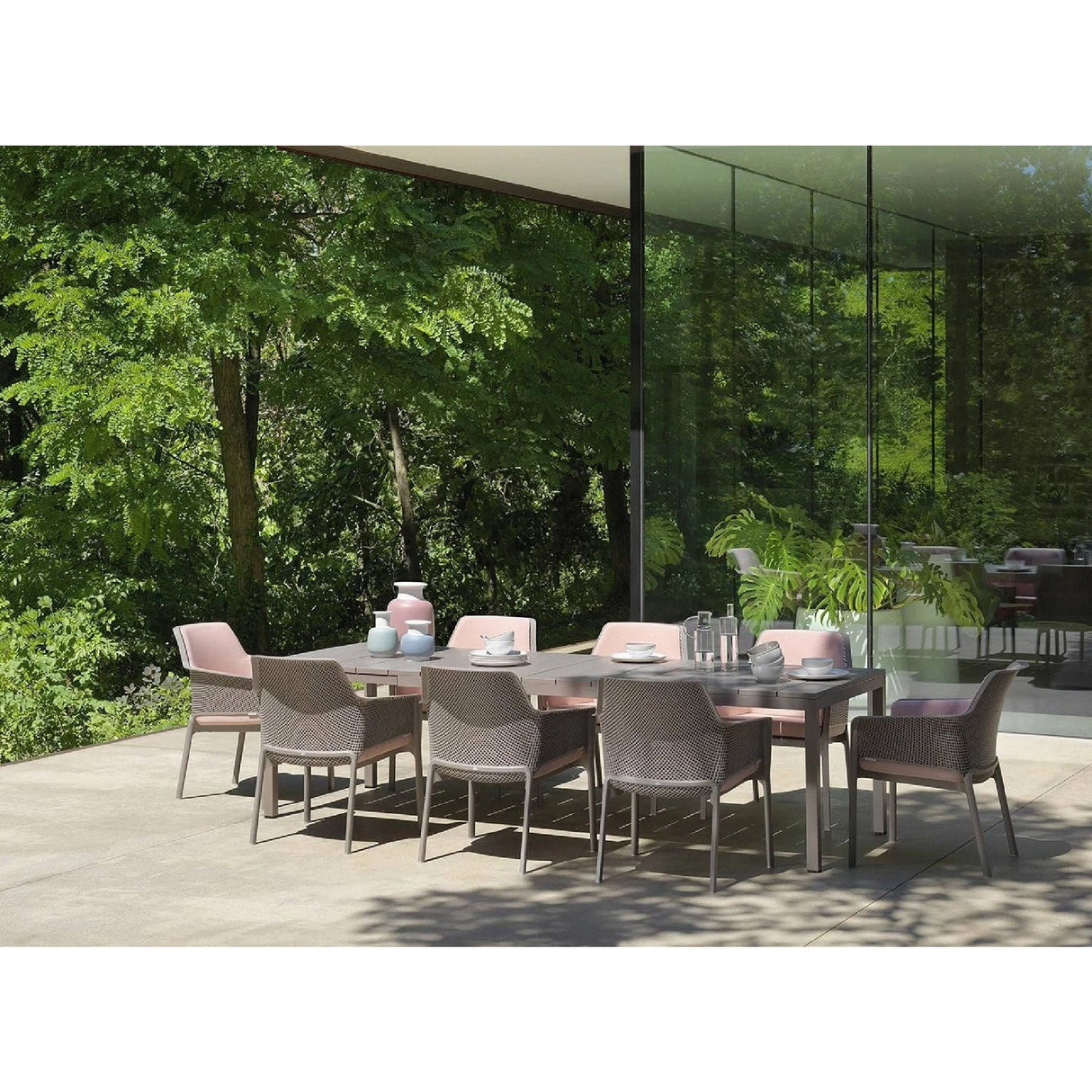   Aluminum Framed Extendible Outdoor Dining Table | Oroa.com