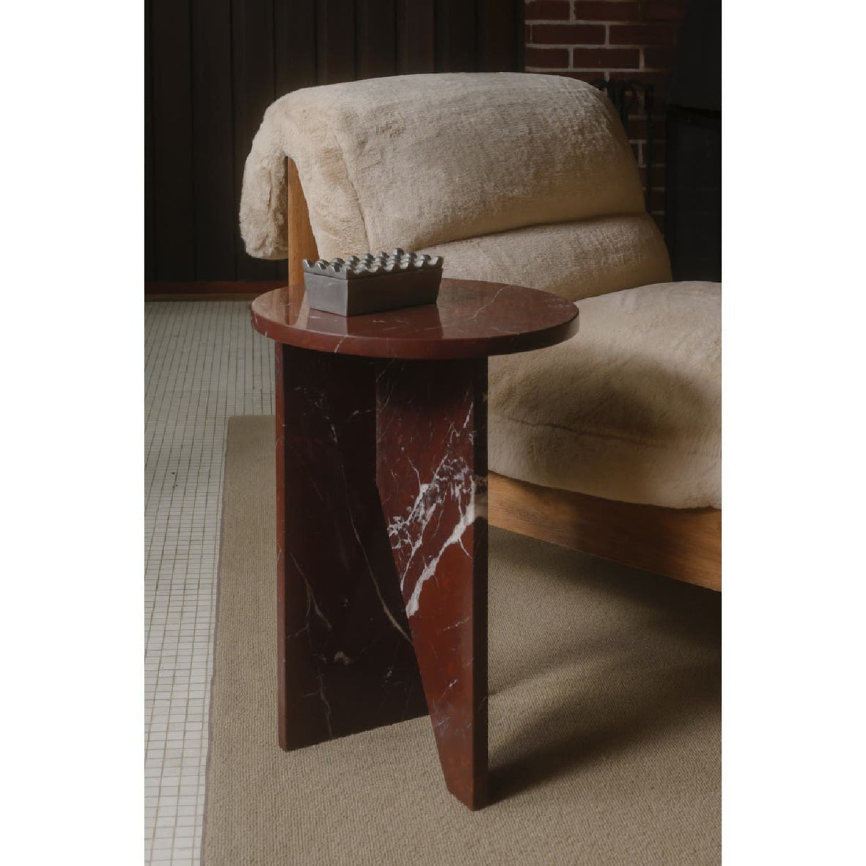   Tufted Lounge Chair | Oroa.com