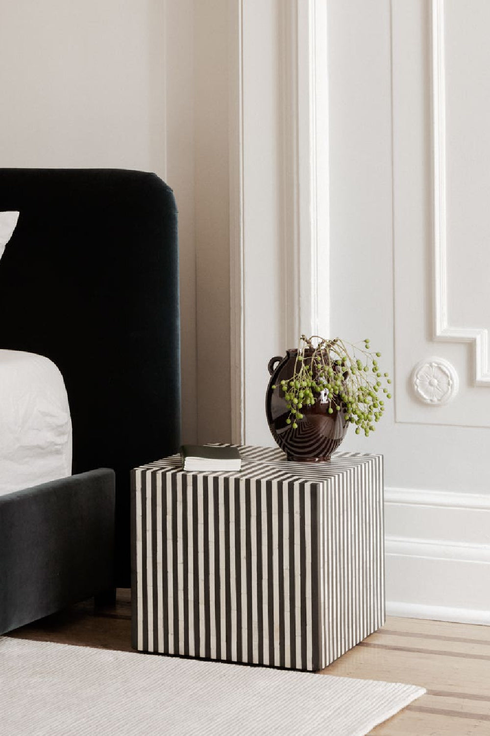   Modern European furniture - Black & White Bone Side Table - www.oroa.com | Oroa.com
