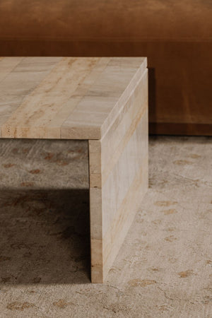   Modern European furniture - minimalist white curved sofa - www.oroa.com | Oroa.com