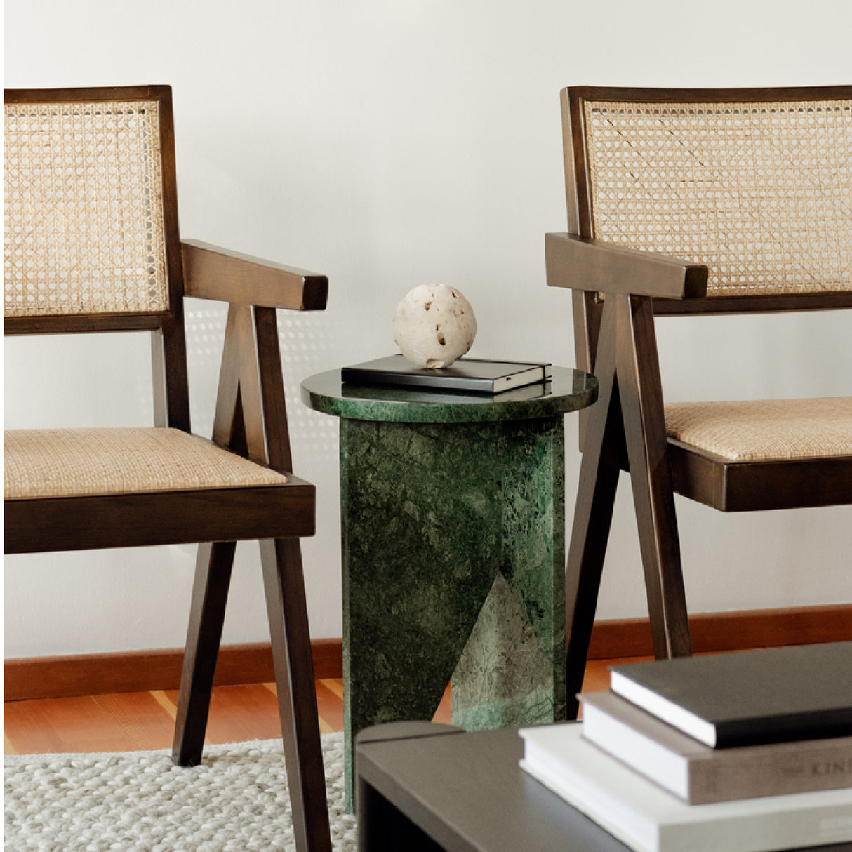   Modern European furniture - Round Marble Modern Accent Table - www.oroa.com | Oroa.com
