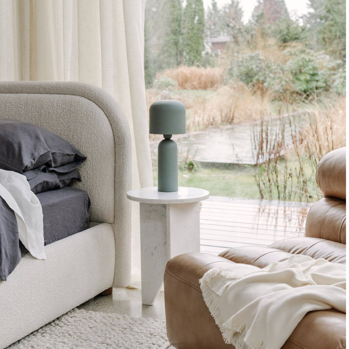  Modern European furniture - Round Marble Modern Accent Table - www.oroa.com | Oroa.com