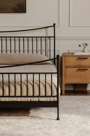   Modern European furniture - Black Iron Bed - www.oroa.com | Oroa.com