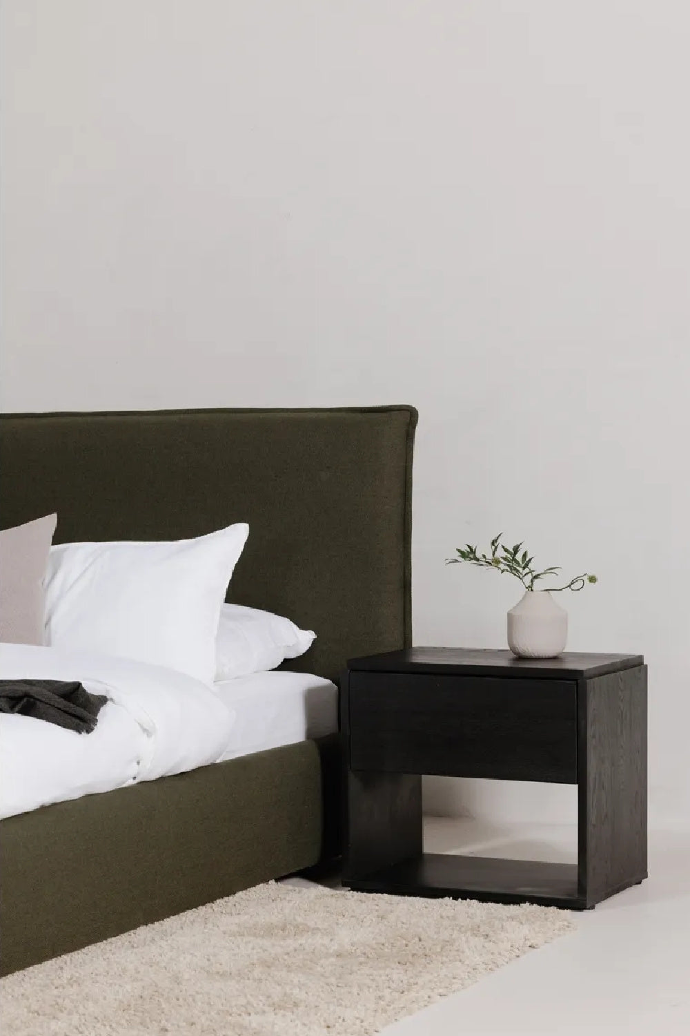   Modern European furniture - Green Linen Blend King Bed - www.oroa.com | Oroa.com