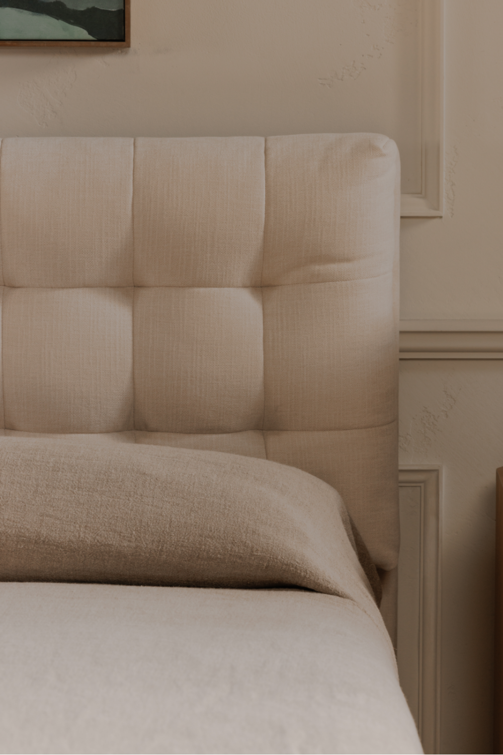   Modern European furniture - Tufted Storage Bed - www.oroa.com | Oroa.com