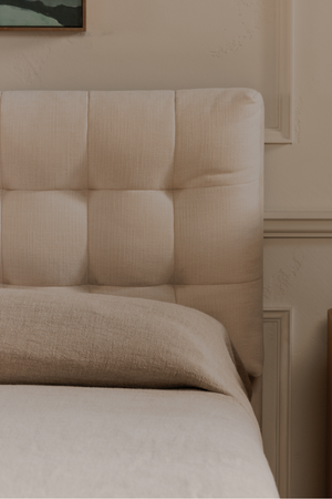   Modern European furniture - Tufted Storage Bed - www.oroa.com | Oroa.com