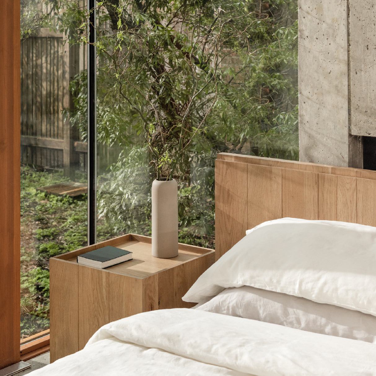   Modern European furniture - Solid Oak Wood Bed - www.oroa.com | Oroa.com