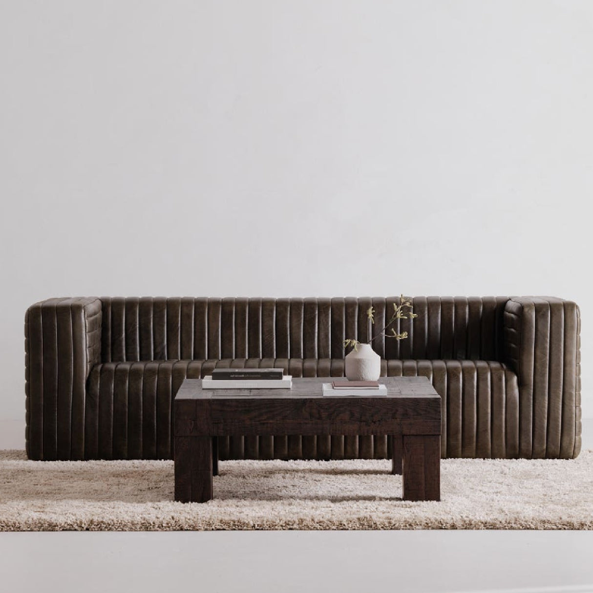   Modern European furniture - minimalist white curved sofa - www.oroa.com | Oroa.com